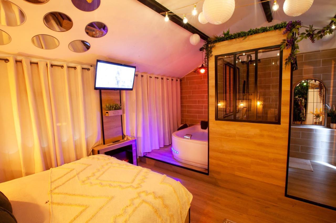 Love Room Romantique Les Petits Plaisirs Angers Kültér fotó